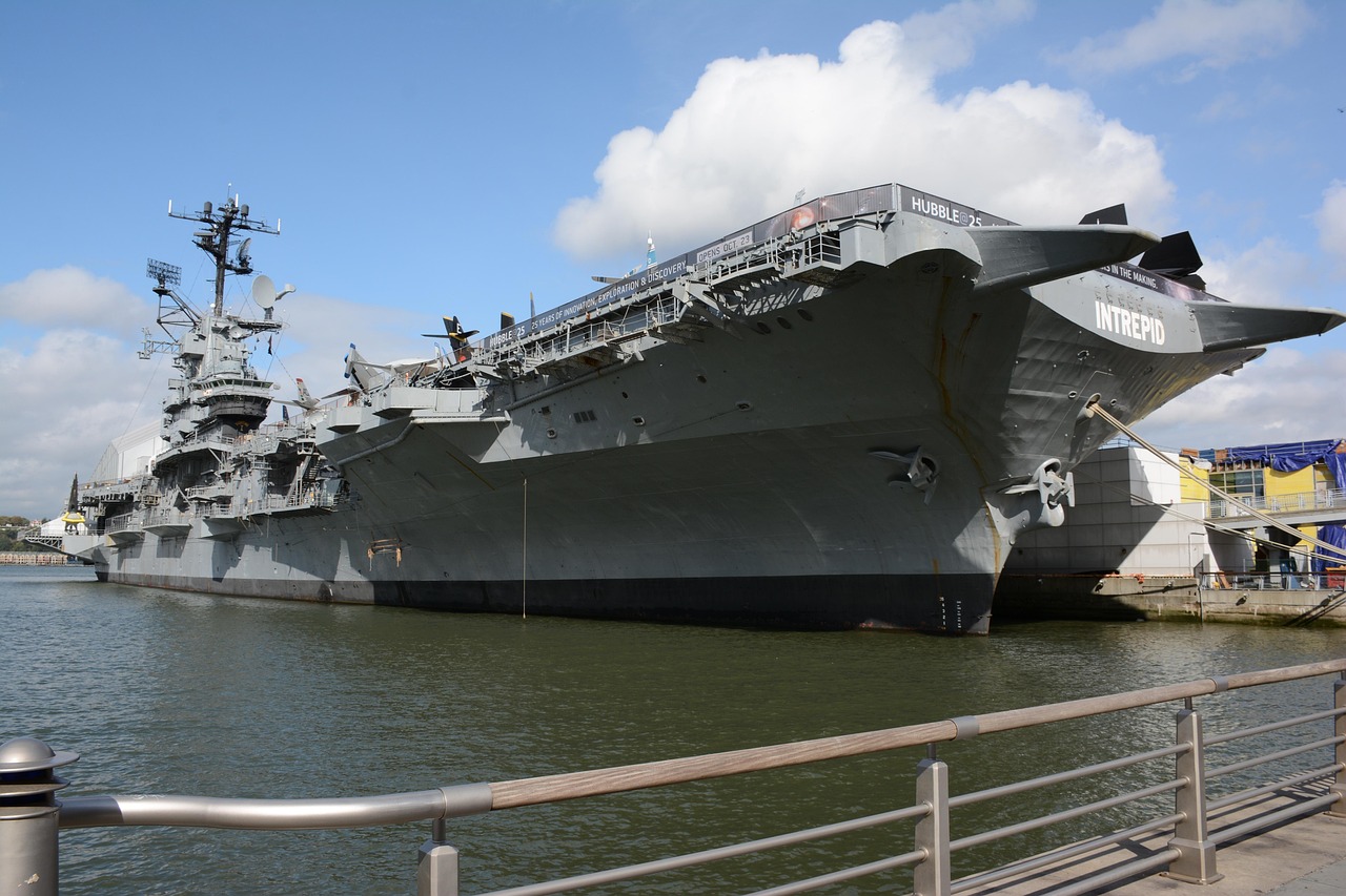 战舰少女R：美高梅导航开户平台